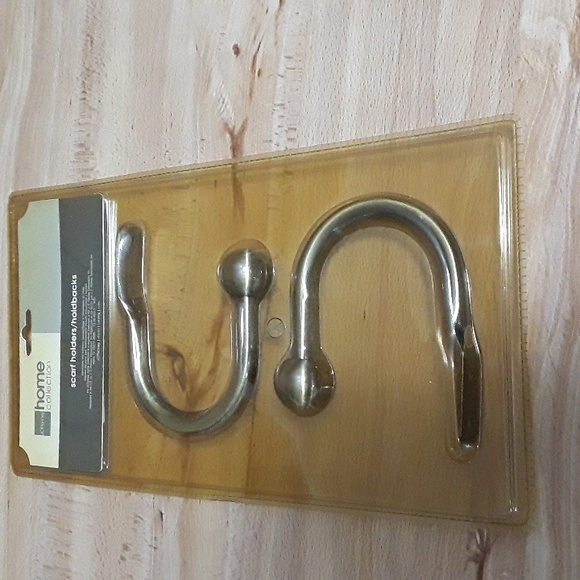 3 Sets JC Penny Home Collection  Antique Gold Scarf Holder/Curtain Holdb… - Picture 5 of 7